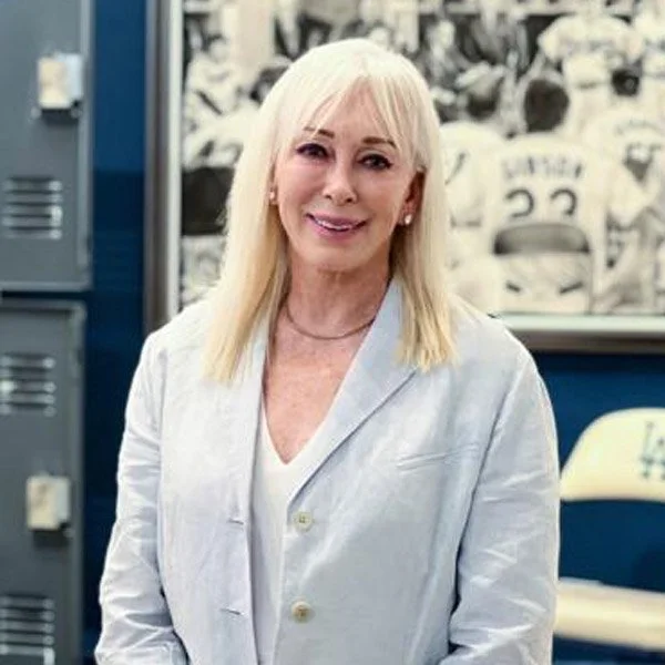 Laura-Lasorda-headshot